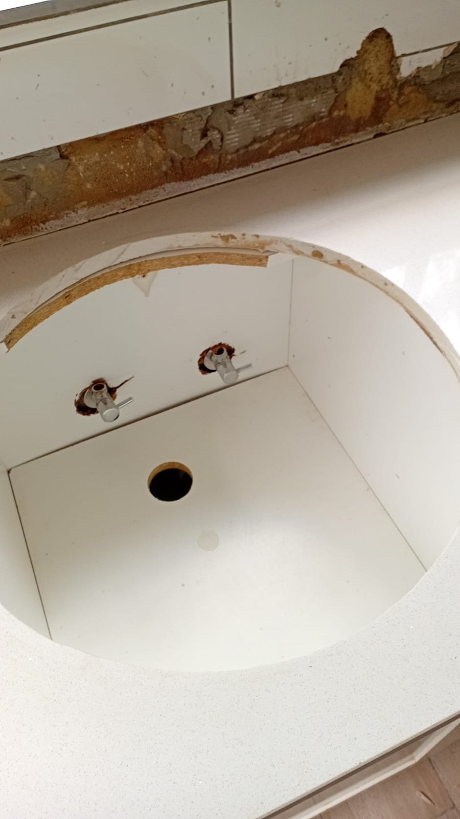 Plumber Golden Fields Estate